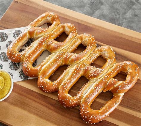 what ingredients are in pretzel factory soft pretzels